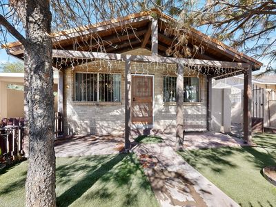 121 La Vega Dr SW, Albuquerque, NM, 87105