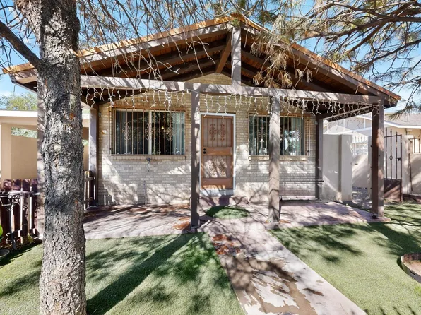 121 La Vega Dr SW, Albuquerque, NM 87105