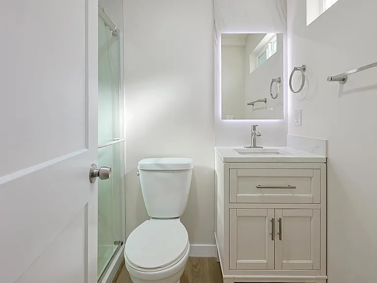 5740 Midwick St — Photo 14