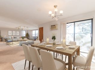 935 Washington St APT 8, Newton, MA 02460