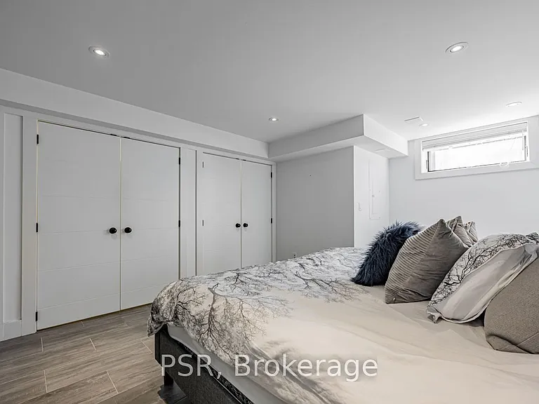 71 Crawford St #BASEMENT — Photo 15