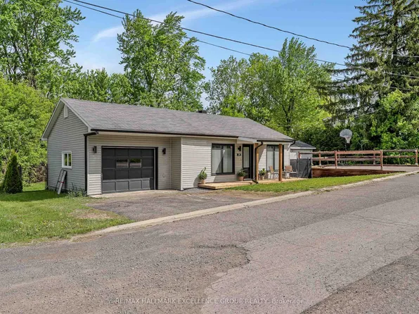 1310 Henri Cir, Clarence Rockland, ON K4K 1C6
