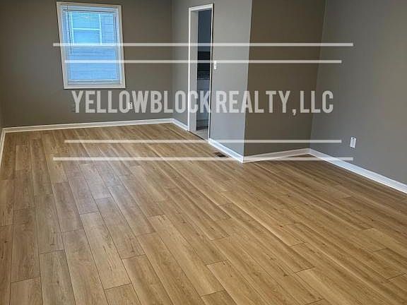 4th image of 6653 Lydia Ave