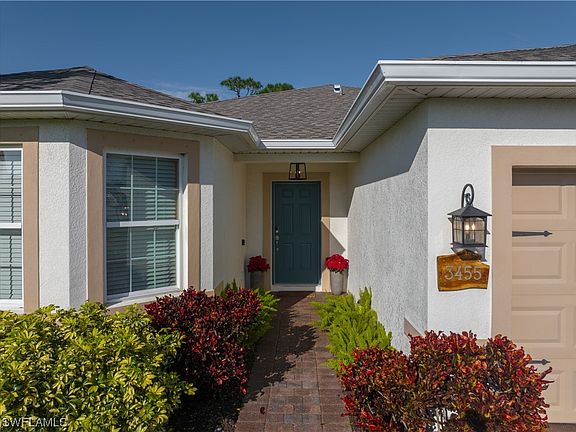3rd image of 3455 Acapulco Cir