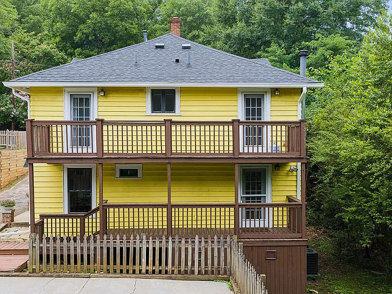 15 Branham St NE — Photo 29