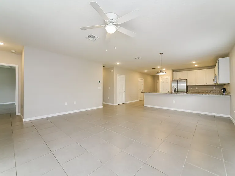 1851 Superior Ct — Photo 3