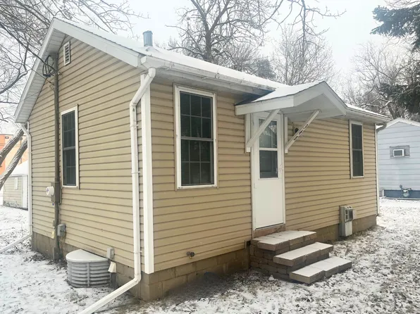 348 32nd Ave N, Saint Cloud, MN 56303