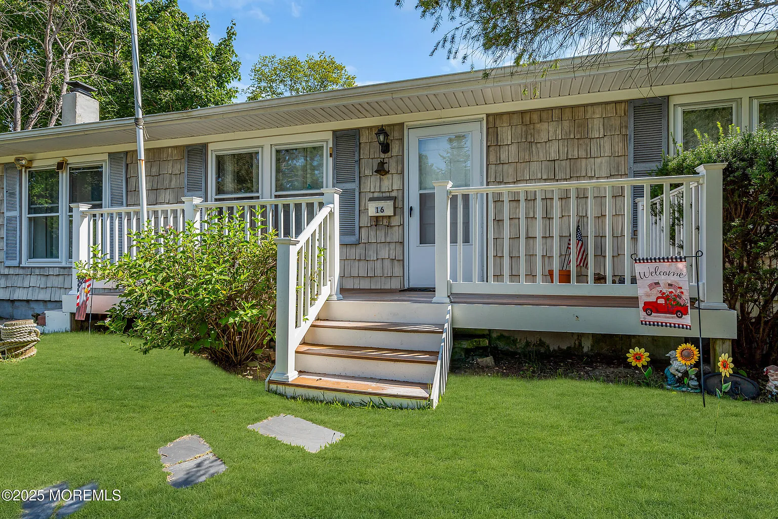 16 Tilton Avenue photo 1