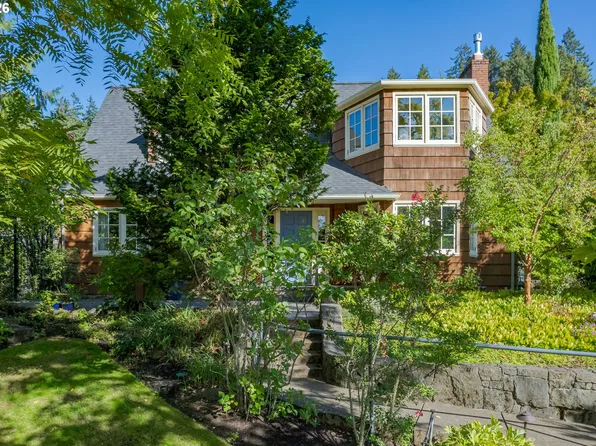 1669 Fairmount Blvd, Eugene, OR 97403