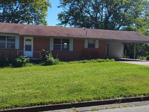 303 Kathy St, Athens, TN 37303