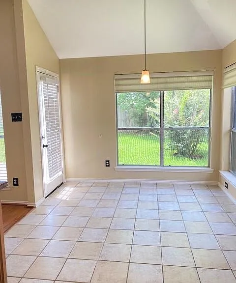 3814 Paigewood Dr — Photo 8