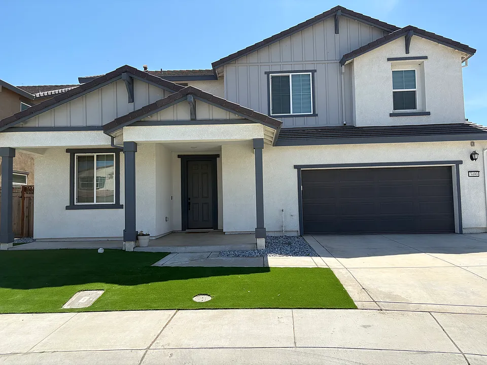 3490 Barrett Ct