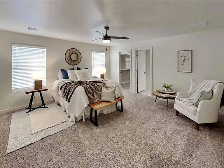 8909 NW 109th Ln — Photo 11
