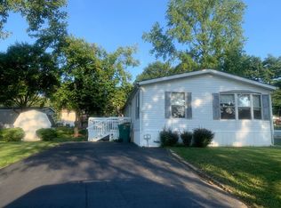 24 Redman Ln, Belleville, IL 62221