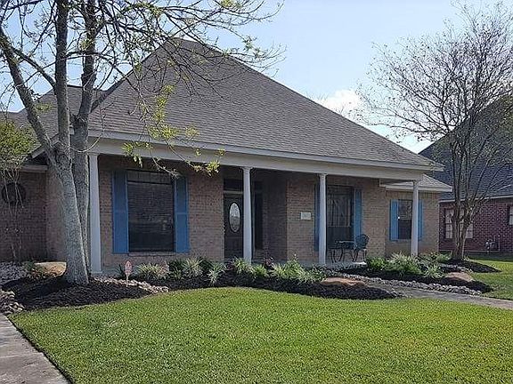 2nd image of 207 Tearose Ln