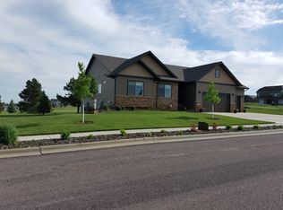 4512 Donegal Way, Rapid City, SD 57702