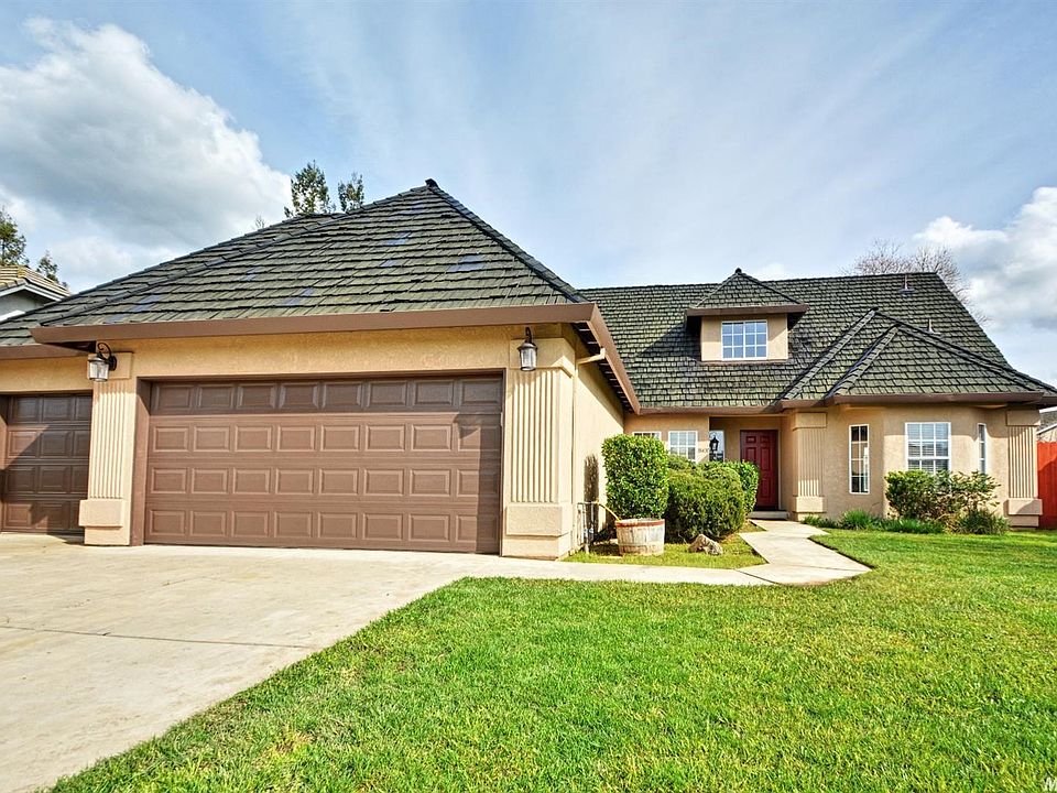 1st image of 18400 N Milford Dr
