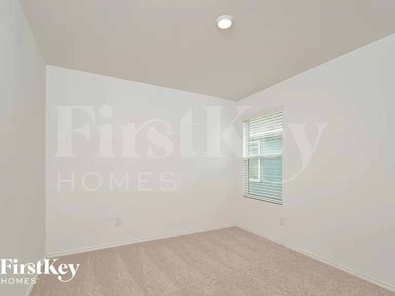 1333 Plum Rd — Photo 13