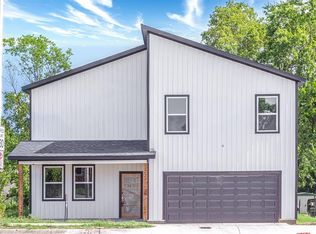 915 E Allen Ave, Fort Worth, TX 76104