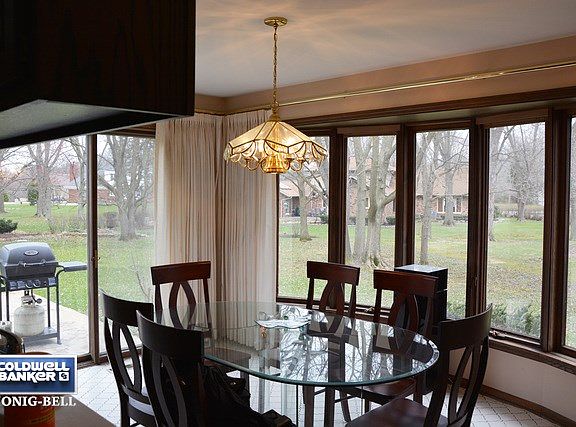 5th image of 888 Glenbarr Ln