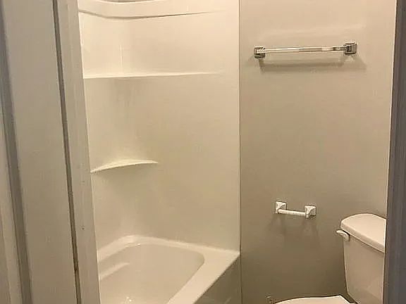 3rd image of 735 Germantown Cir #B
