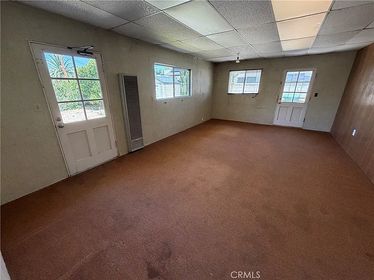 2680 N Canal St — Photo 23