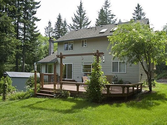 3rd image of 15101 NE Winsor Dr