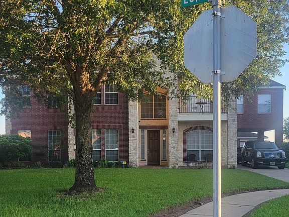 2nd image of 3111 Longhorn Cir