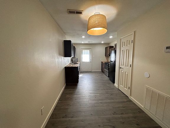 4th image of 1160 S Washington Ave #0