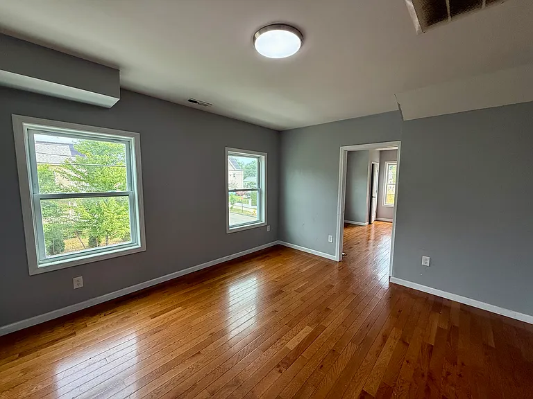 48 Wolcott St #2 — Photo 3