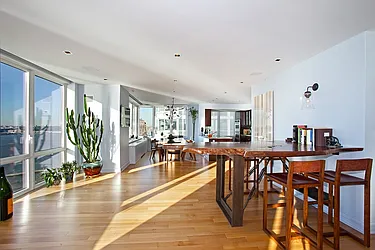 Rented by BLU Real Estate