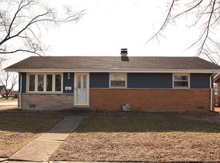 7023 Dover St, Bridgeview, IL 60455