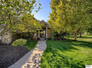 1228 Ranch View Ln, Elkhorn, NE 68022