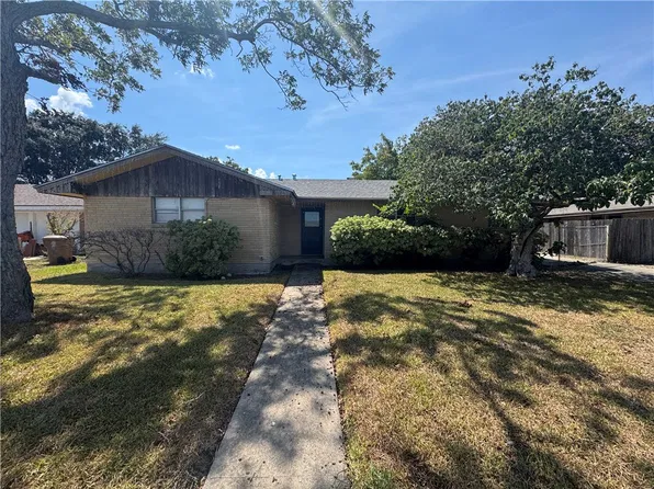 3237 Orlando Dr, Corpus Christi, TX 78411