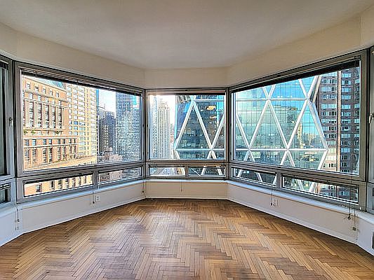 3rd image of 301 W 57th St APT 21E