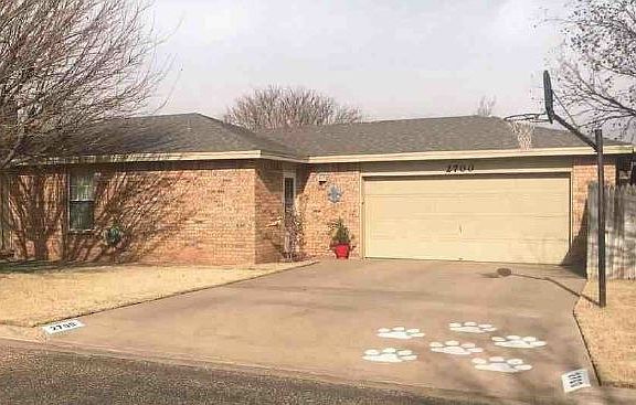 2nd image of 2700 Mesa Dr