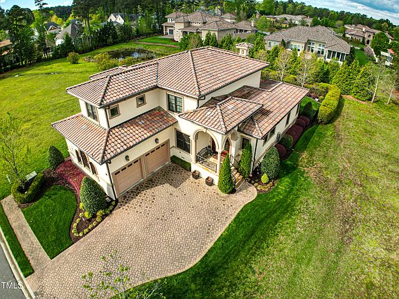 2nd image of 20 Al Acqua Dr