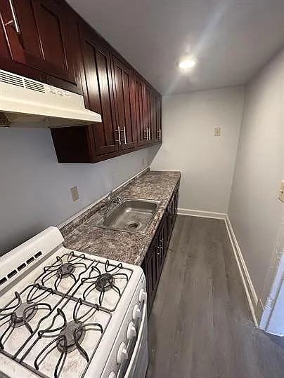 1325 Q St NW #1 — Photo 9