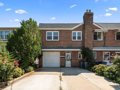 40-19 196th St, Flushing, NY, 11358