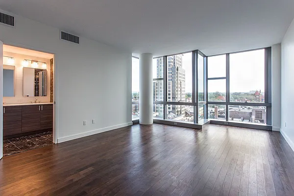 Sold by Nest Seekers International | media 3