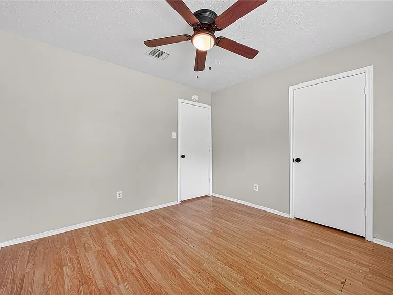 2310 Woodwind Dr — Photo 30