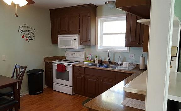 4th image of 2810 Twain Ln