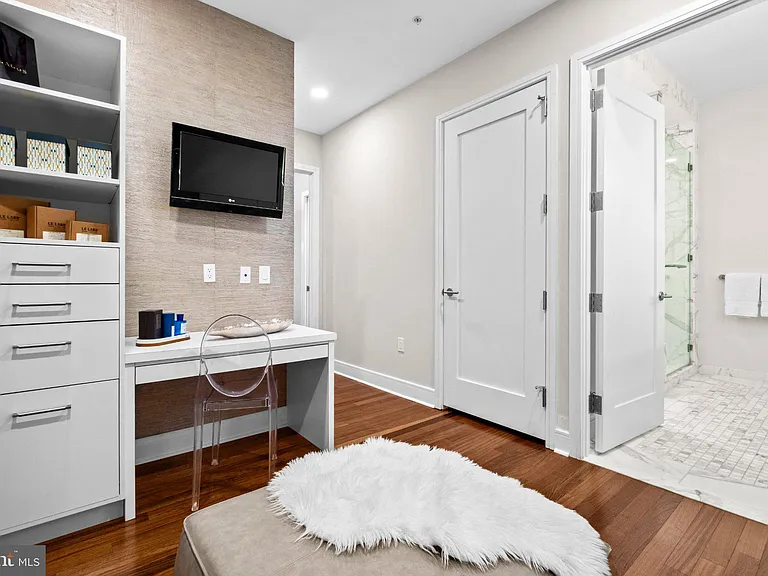 1414 S Penn Sq #30CDE — Photo 23