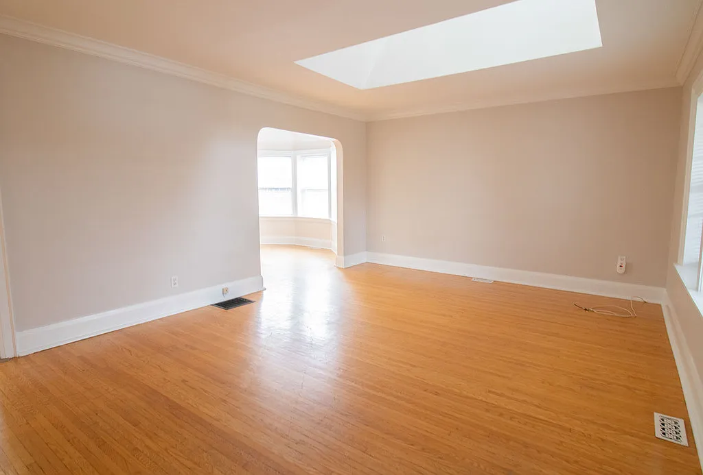 Building Photo - 416 Niagara St