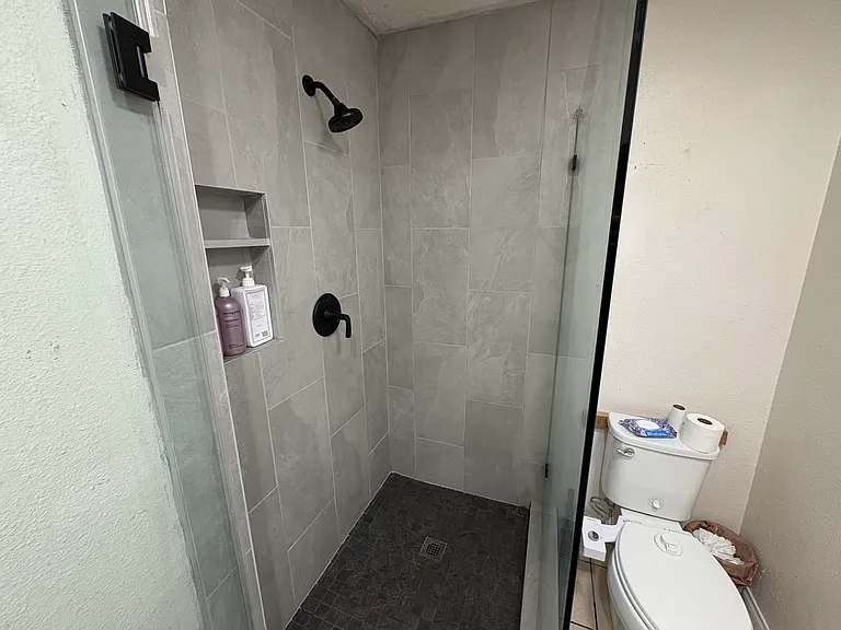 9737 Saloma Ave — Photo 3