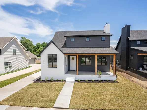 Sunnyside front entry Plan, Mason Ridge