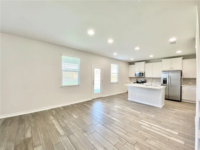 208 Caisson Trl — Photo 19