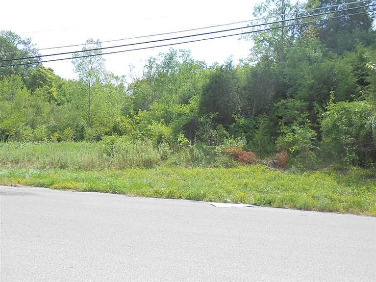2nd image of 3567 Lipscomb Rd