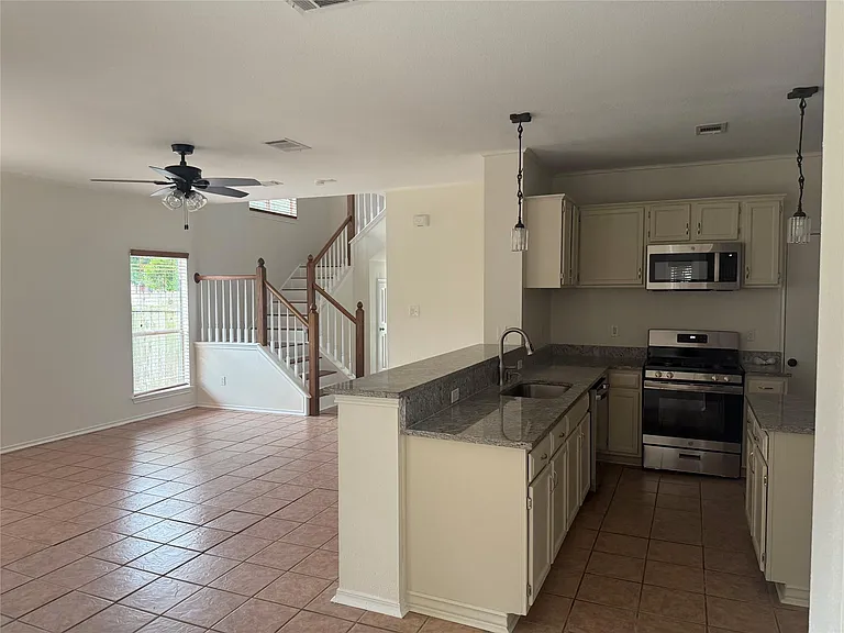 16910 Isle Of Man Rd — Photo 4