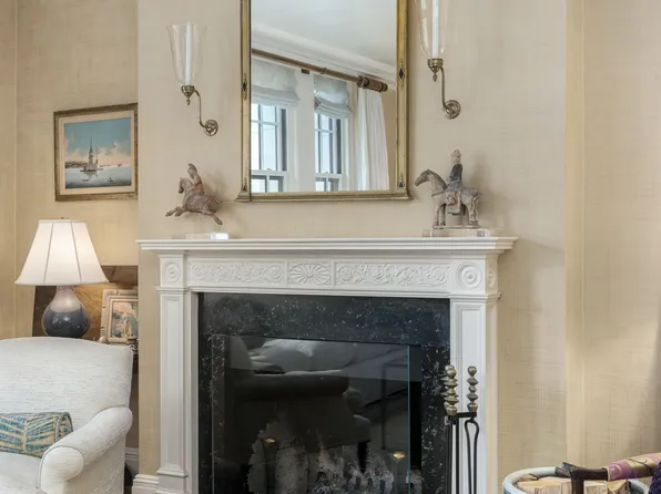 570 Park Avenue image 3 of 19